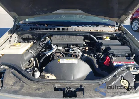 2010 Jeep Grand Cherokee Laredo from USA, damaged, VIN 1J4PR4GK8AC131707